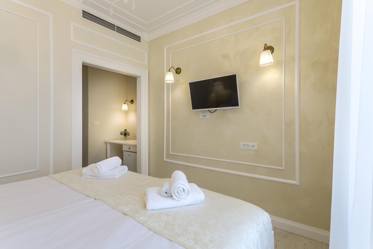 Boutique Hotel Bacvice Сплит Экстерьер фото